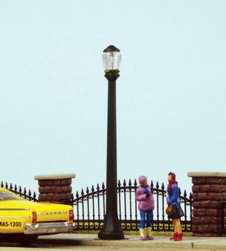 Concrete Column Street Light -- pkg(2), HO, Walthers SceneMaster 4305