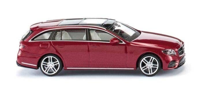 Mercedes-Benz E-Class S 213 AMG Station Wagon - Assembed -- Metallic Hyacinth Red, HO, Wiking 22712