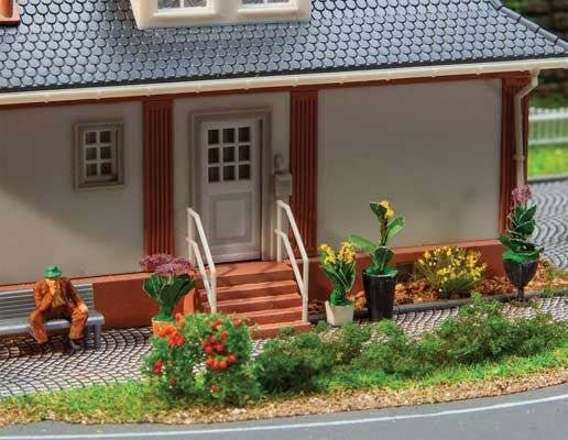 Potted Plants -- pkg(4), HO, Faller Gmbh 181284