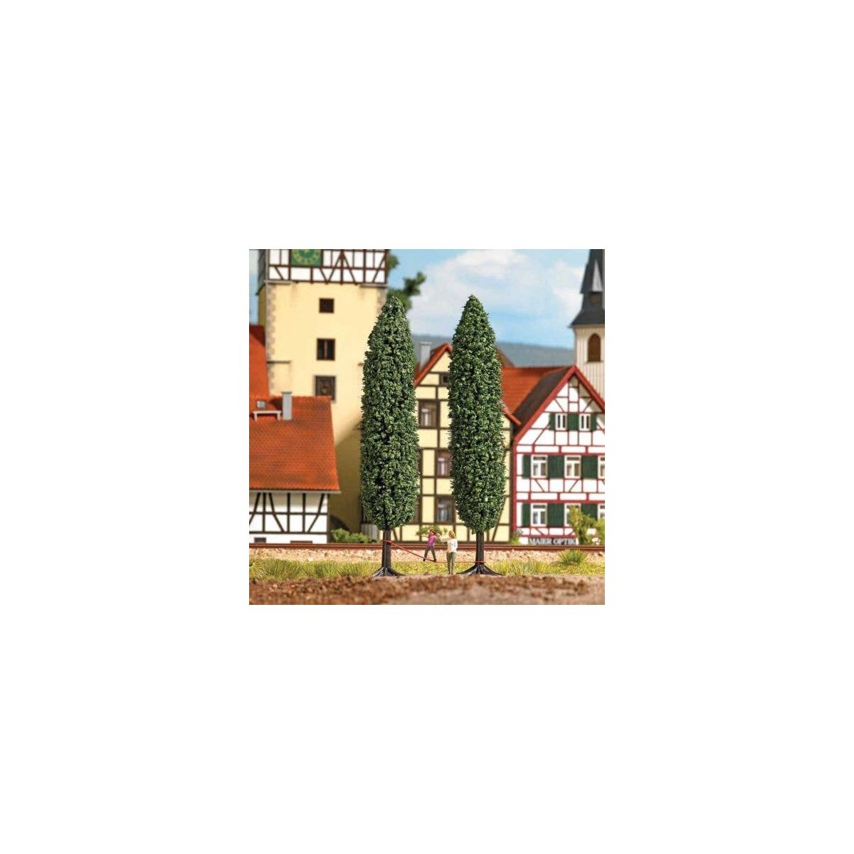 Slackline - Action Set -- Mother Helping Daugher Balance on Slackline, 2 Poplars, HO, Busch Gmbh & Co Kg 7945