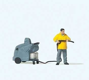Man with Pressure Washer Individual Figure, HO, Preiser Kg 28253
