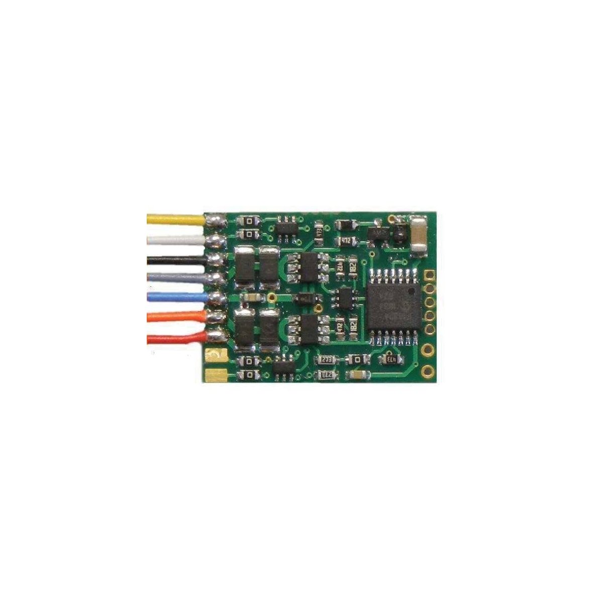 D13W 4-Function DCC Control Decoder - Wired -- Single 1.03 x .63 x .19′ 26 x 16.5 x 4.7mm, All Scales, NCE Corporation 171