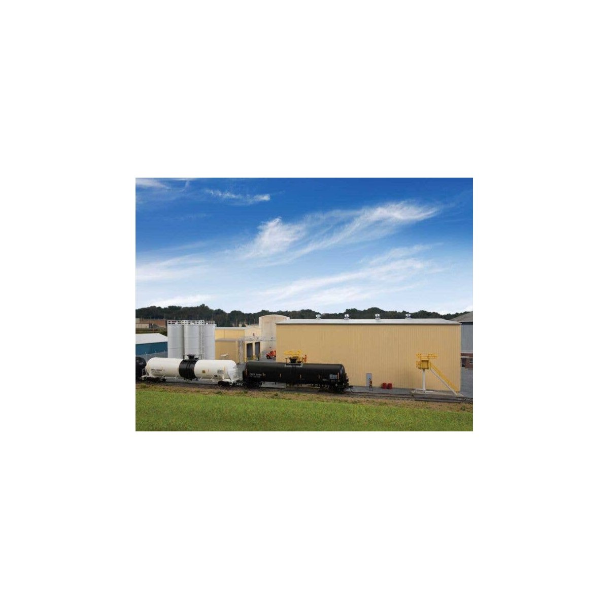 Chemical Distributor -- Kit, HO, Walthers Cornerstone 4136