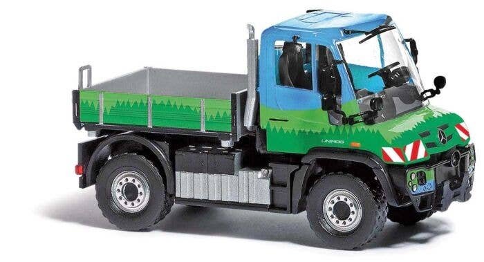 2013 Mercedes-Benz Unimog U 430 Heavy-Duty Pickup Truck - Assembled -- Bayrischer Wald (green, blue, German Lettering), HO, Busc