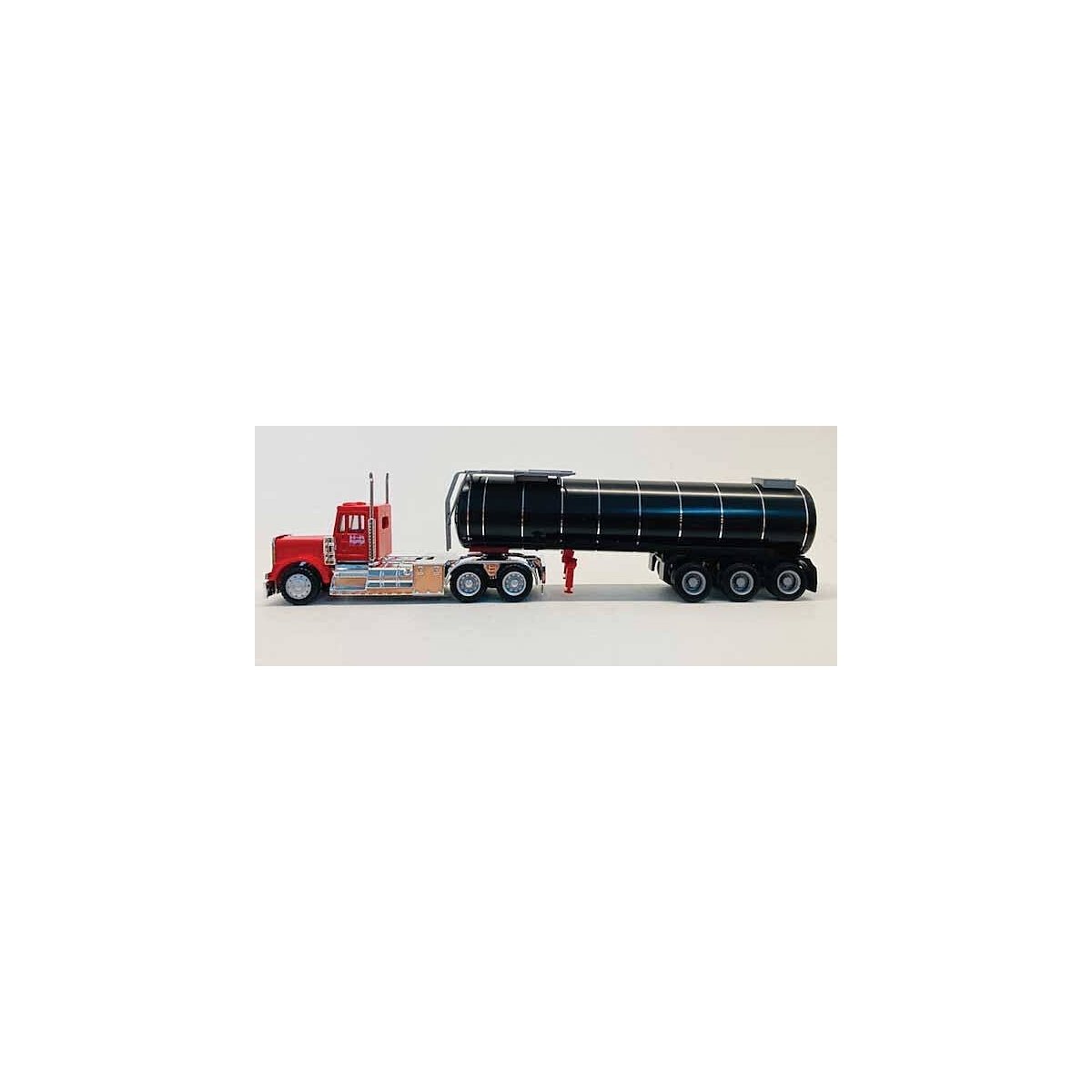 Kenworth W-900 Tractor w/Asphalt Trailer - Assembled -- Red, Black, HO, Herpa Models 6611