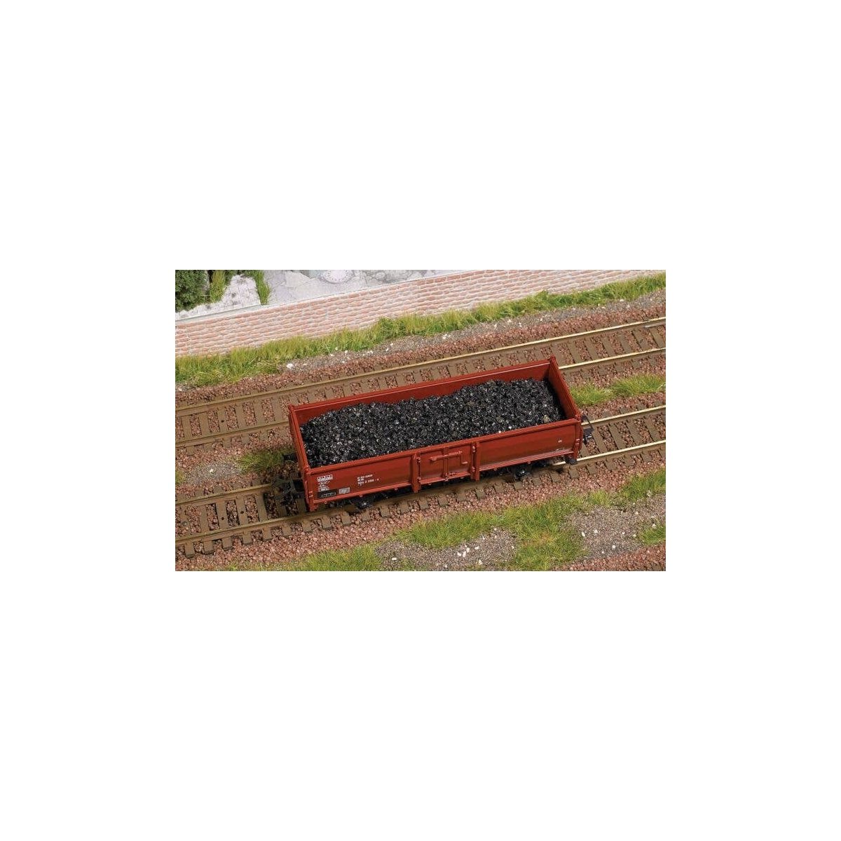 Real-Coal Load -- Fits European 2-Axle Gondola w/Side Doors, HO, Busch Gmbh & Co Kg 1680