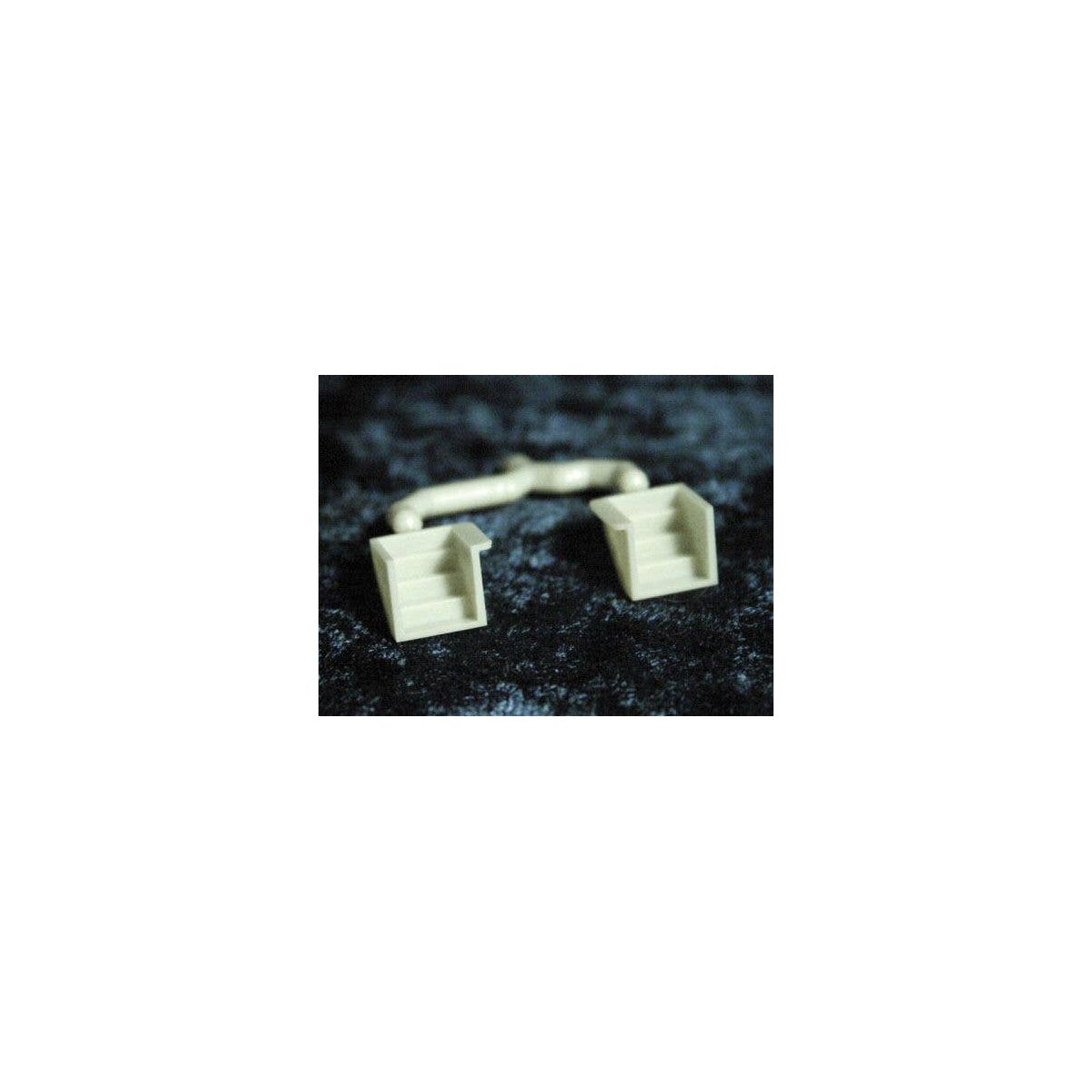 Underbody Details pkg(4) -- 4-Tread Fixed Steps For Rock Island Rebuilt Coaches, HO, Palacecarco LLC 4003