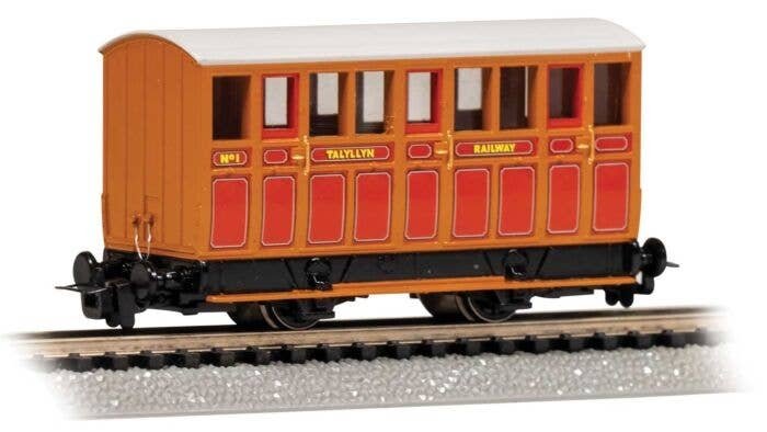 Talyllyn Carriage Passenger Car - Ready to Run -- Car 1 (wood), HOn30, Bachmann Industries 77502