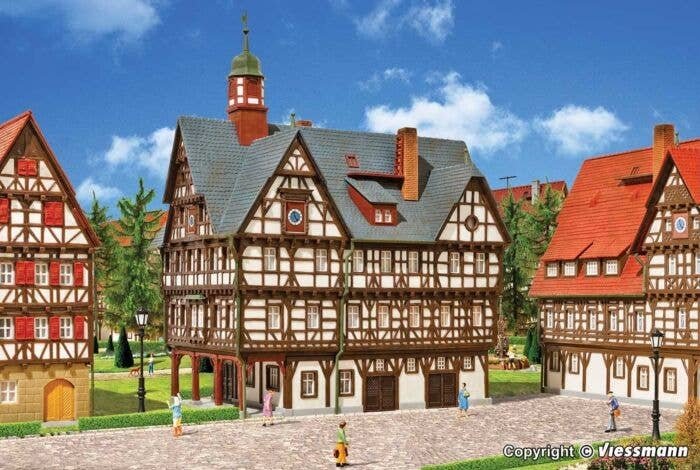 Half-Timber House -- Kit - 17 x 11.3 x 19.6cm, HO, Kibri 38919