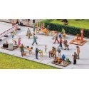 Flea Market -- 5 Figures, Sale Table, Merchandise, HO, Noch Gmbh & Co 16280