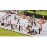 Flea Market -- 5 Figures, Sale Table, Merchandise, HO, Noch Gmbh & Co 16280