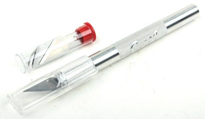 K2 Medium Duty Round Aluminum Handle Knife -- Tubed w/Safety Cap & (5) Assorted, All Scales, Excel Hobby Blades Corp. 19102