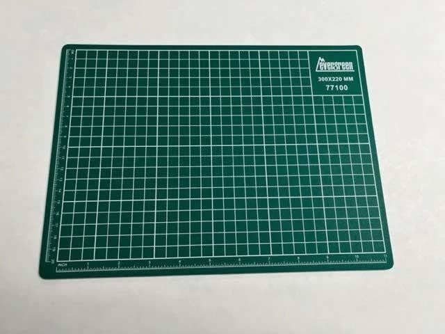 Cutting Mat -- 8 x 11′ 20 x 30cm, All Scales, Evergreen Scale Models 77100