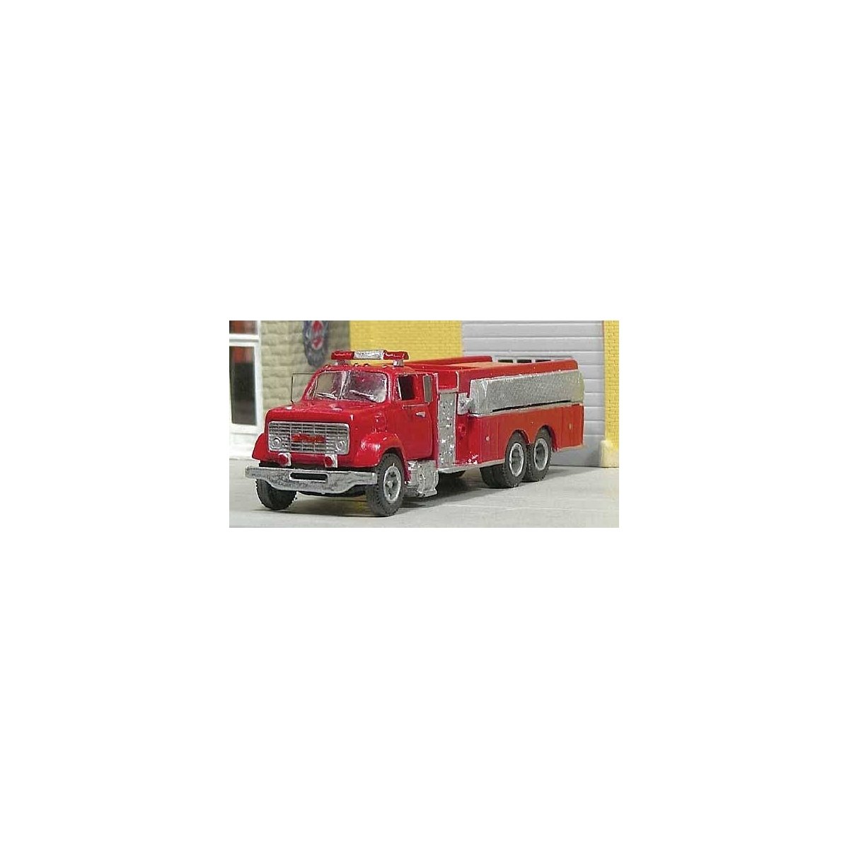 1971-1977 GMC 9500 Fire Tanker/Pumper - Resin Kit -- Unpainted, HO, SYLVAN SCALE MODELS V401