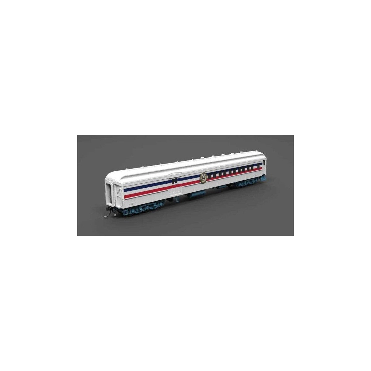 Heavyweight Coach-Baggage-Combine - Ready to Run -- American Freedom Train 1896 (1947 Sc, HO, Broadway Limited Imports 9740