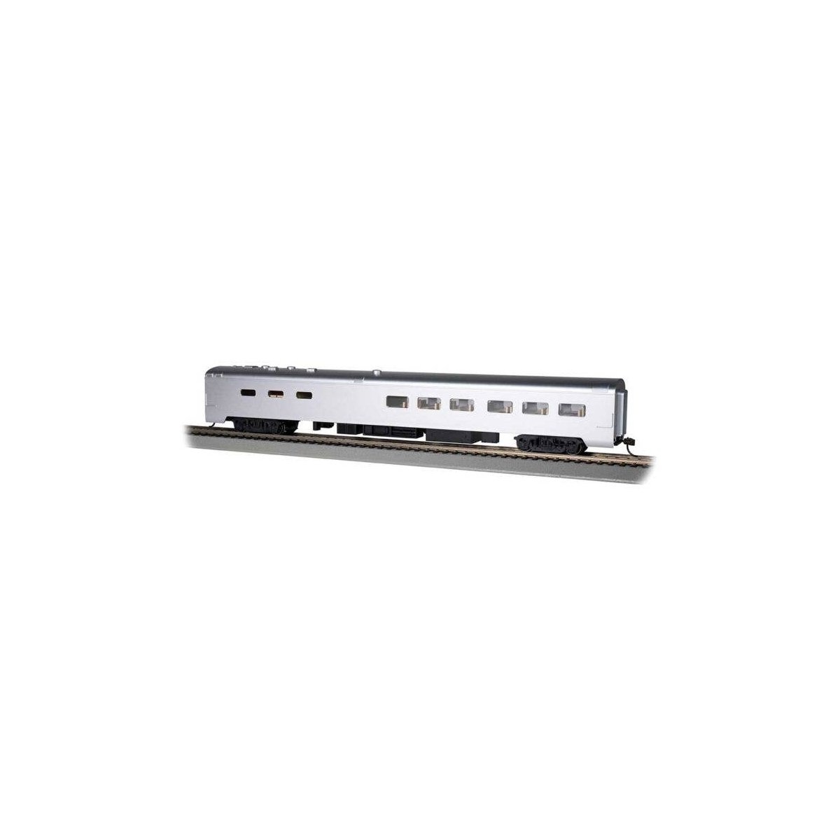 85′ Smooth-Side Diner - Ready to Run -- Painted, Unlettered (aluminum), HO, Bachmann Industries 14803