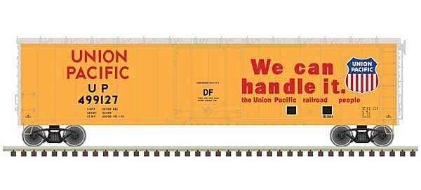 50′ Plug-Door Boxcar - Ready to Run - Master(R) -- Union Pacific 499127 (yellow, silver), HO, Atlas Model Railroad Co. 2000703