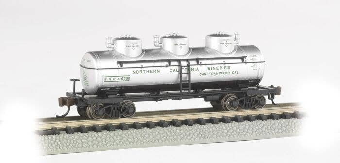3-Dome Tank Car - Ready-to-Run -- Northern California Wineries (silver), N, Bachmann Industries 17153