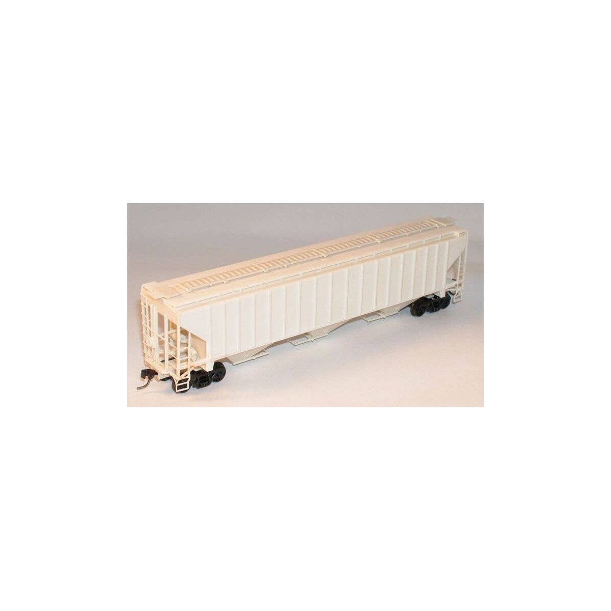 Pullman-Standard 4750 3-Bay Covered Hopper - Kit -- Undecorated, HO, Accurail Inc 6500