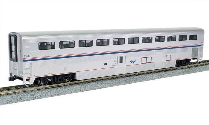 Superliner I Coach-Baggage - Ready to Run -- Amtrak 31031 (Phase VI silver, blue, red), HO, Kato USA Inc 356095