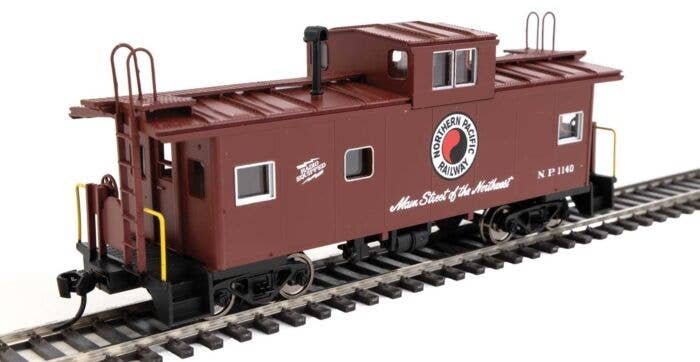 International Wide-Vision Caboose - Ready to Run -- Northern Pacific 1140, HO, WalthersMainline 8778