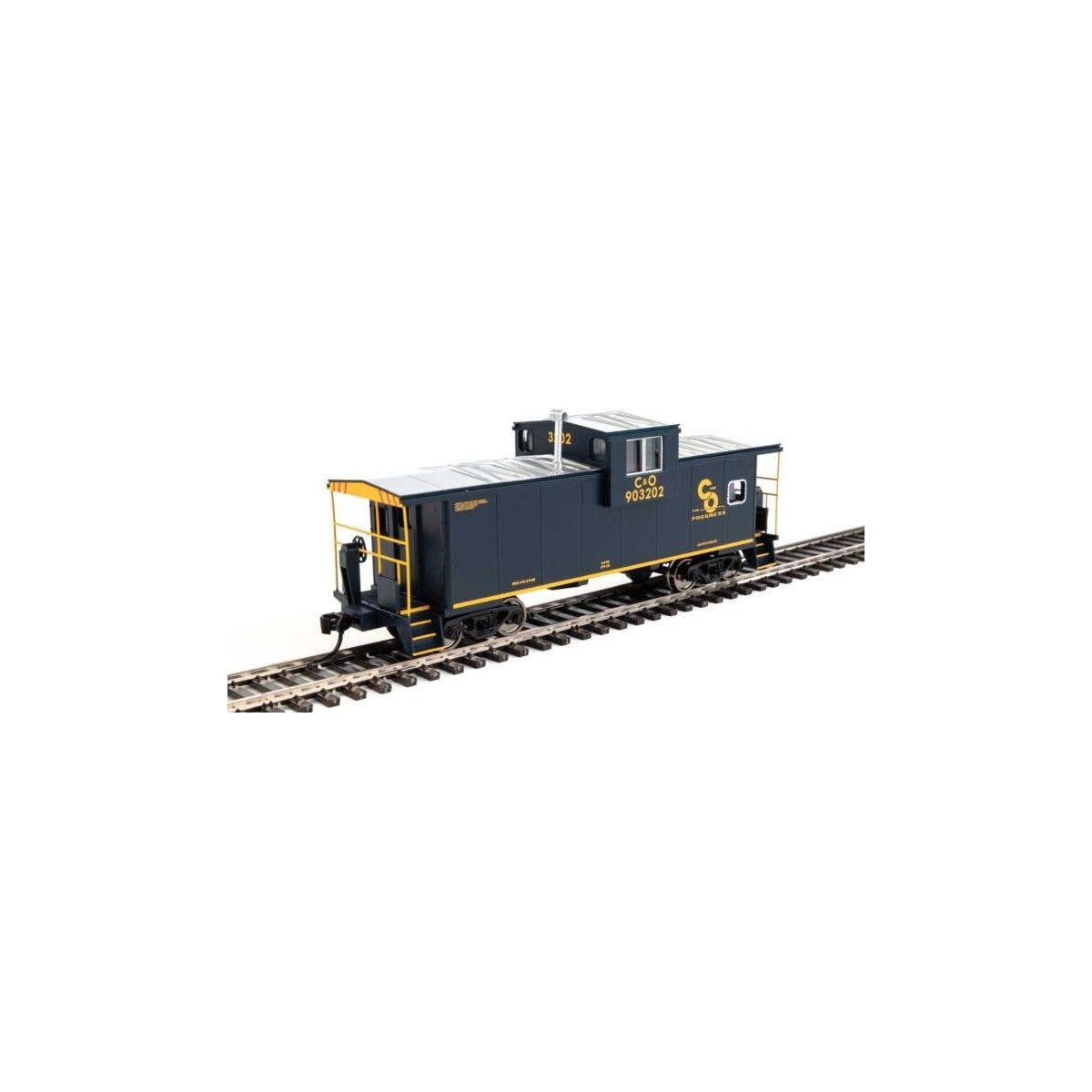 International Extended Wide-Vision Caboose - Ready to Run -- Chesapeake & Ohio 903202, HO, WalthersMainline 8710