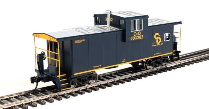 International Extended Wide-Vision Caboose - Ready to Run -- Chesapeake & Ohio 903202, HO, WalthersMainline 8710
