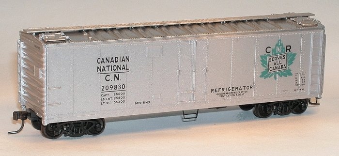 40′ Steel Reefer w/Hinged Door - Kit -- Canadian National 209830 (silver, black, green Leaf Logo), HO, Accurail Inc 8315