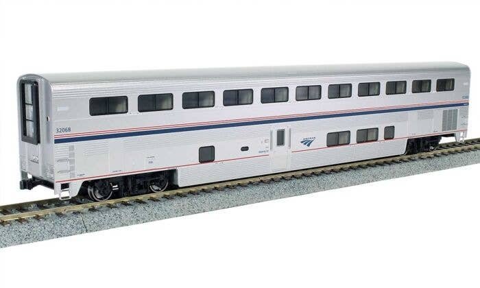 Superliner I Sleeper- Lighted - Ready to Run -- Amtrak 32009 George M Pullman (Phase VI silver, b, HO, Kato USA Inc 3560881
