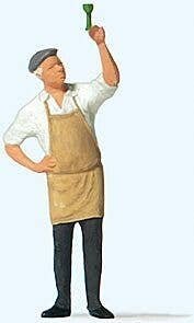 Wine Grower - Vintner Individual Figure, HO, Preiser Kg 28241