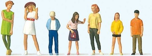 Standing Youths pkg(7), HO, Preiser Kg 10698
