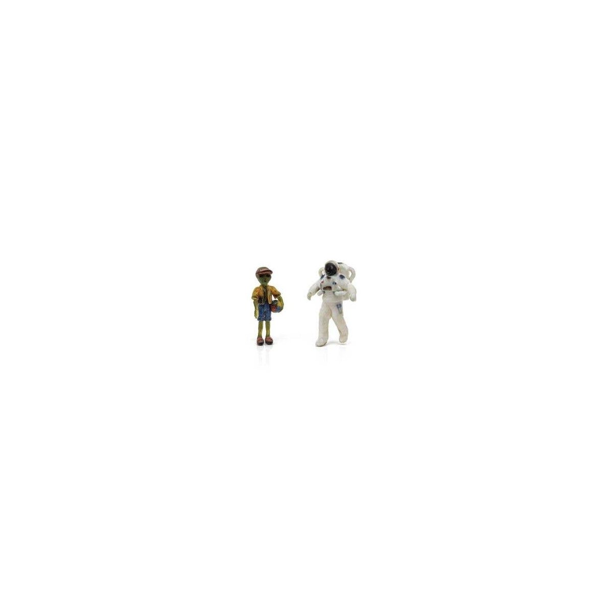 Find Me Figures Scenic Accents(R) -- Cosmic Travelers pkg(2), O, Woodland Scenics 2861