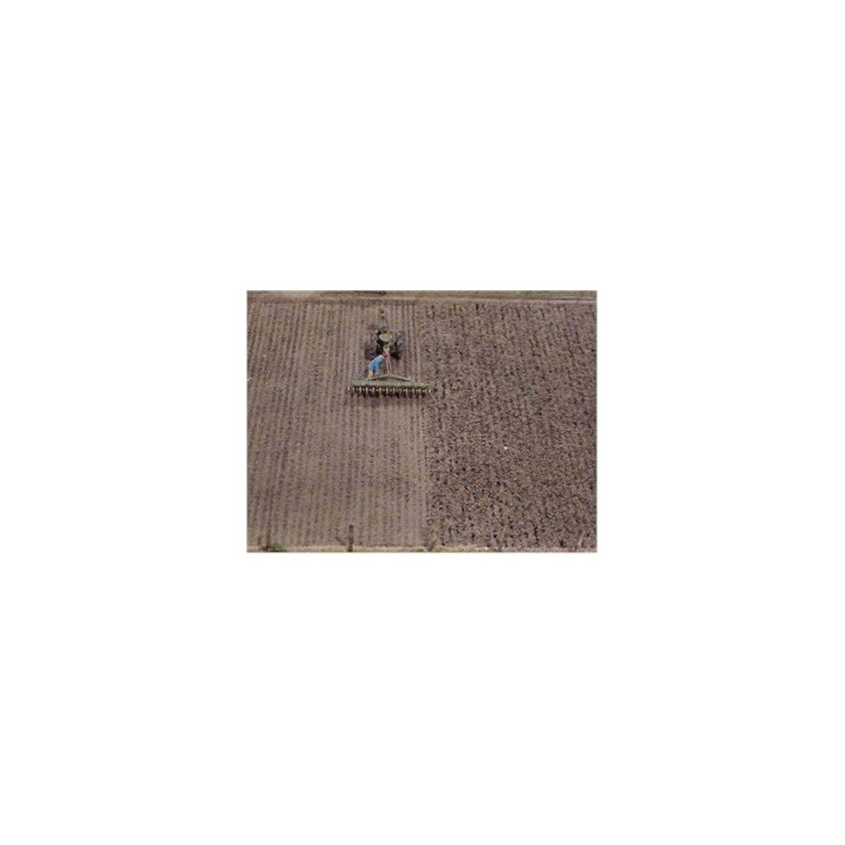 Plowed Field -- White with Gray/Black Highlights 8-1/2 x 5-1/2′ 21.6 x 14cm, HO, Pre-Size Model Specialities 701