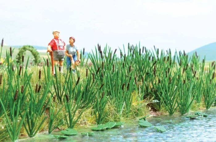 Cattails -- Kit pkg(60), HO, Walthers SceneMaster 4179