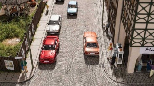 Concrete Slab Sidewalks -- Cut to Fit - 7.5 x 50cm Total, HO, Noch Gmbh & Co 60340