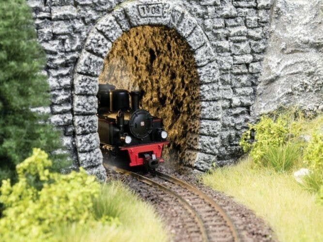Straight Rock Interior Tunnel Liner -- 2 Pieces, 3-3/4′ 9.5cm Long, HO, Noch Gmbh & Co 58032