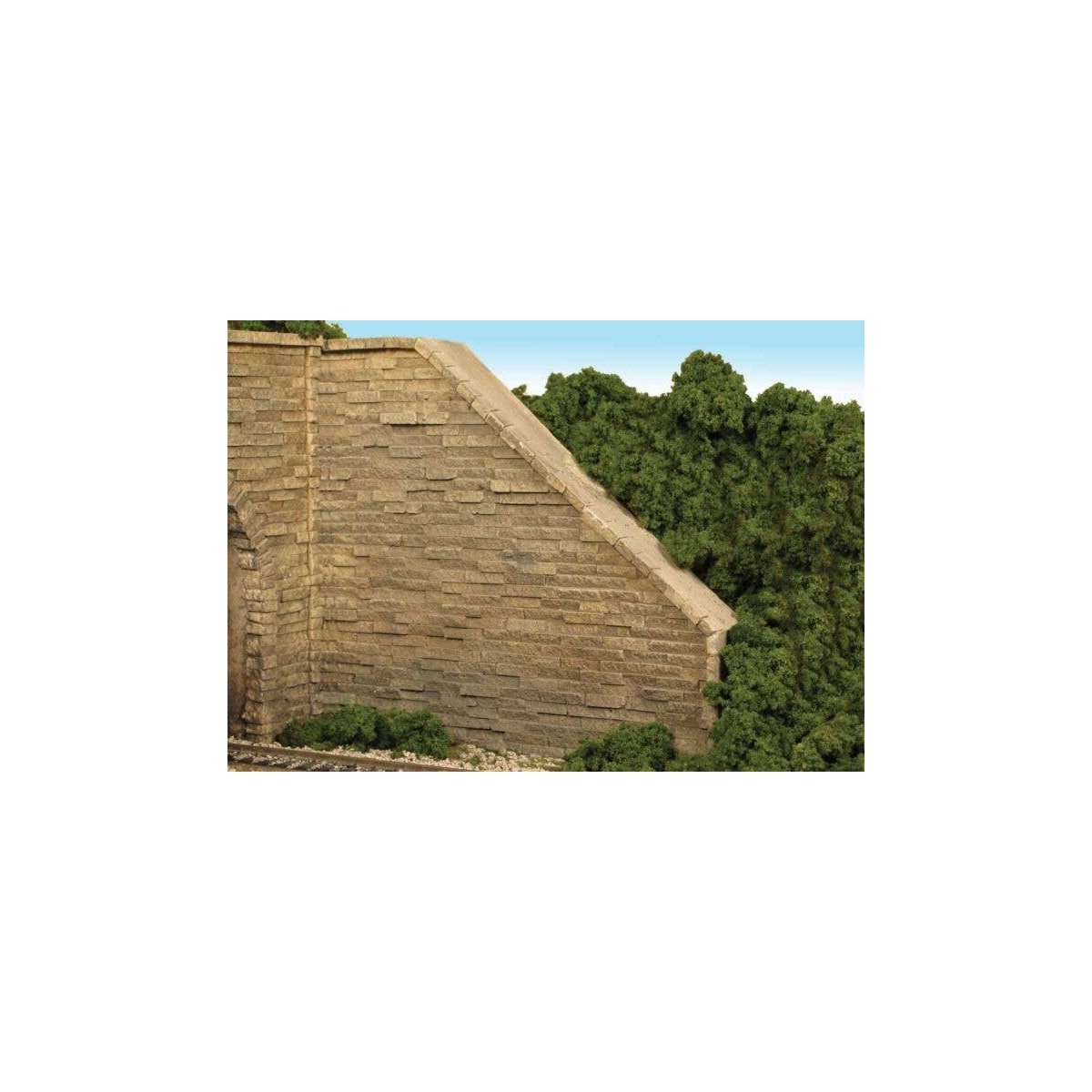 Wing Walls -- Split Stone, HO, Monroe Models 703
