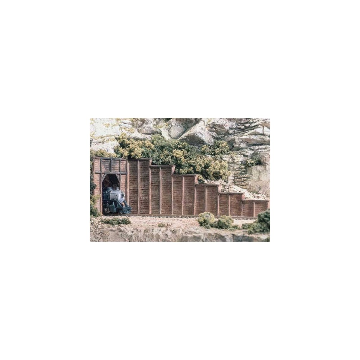 Retaining Walls pkg(6 Unpainted Hydrocal(R) Castings) -- Timber, N, Woodland Scenics 1160