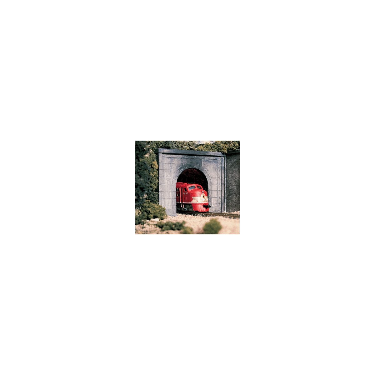 Single Track Tunnel Portals pkg(2 Unpainted Hyrdrocal(R) Castings) -- Concrete, N, Woodland Scenics 1152