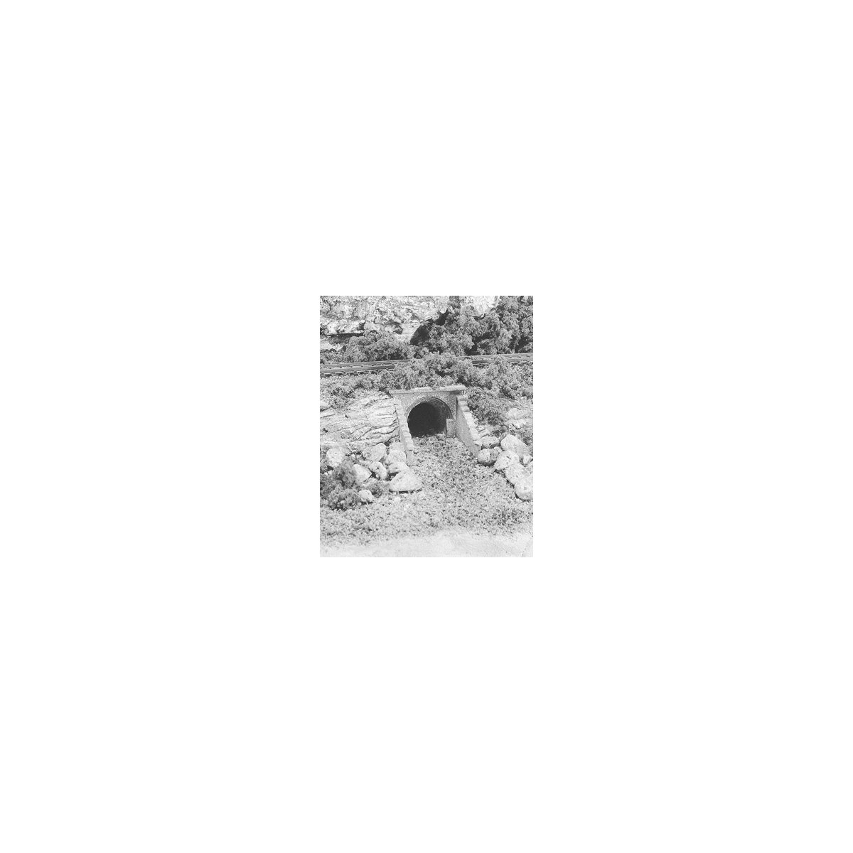 Culverts pkg(2) (Unpainted Hydrocal(R) Castings) -- Masonry, N, Woodland Scenics 1163
