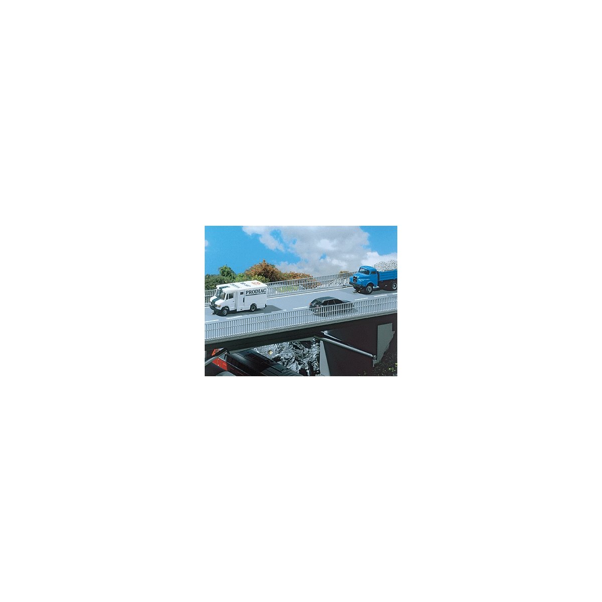 Bridge Safety Fence -- Total Length: 49-5/8′ 126cm, HO, Faller Gmbh 180413