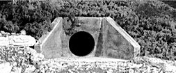 Culverts (Hydrocal Plaster Castings) pkg(2) -- Concrete, All Scales, Woodland Scenics 1262