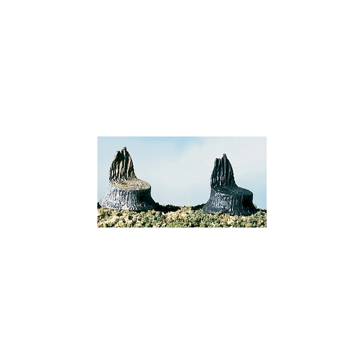 Cut Stumps -- pkg(14), All Scales, Woodland Scenics 31