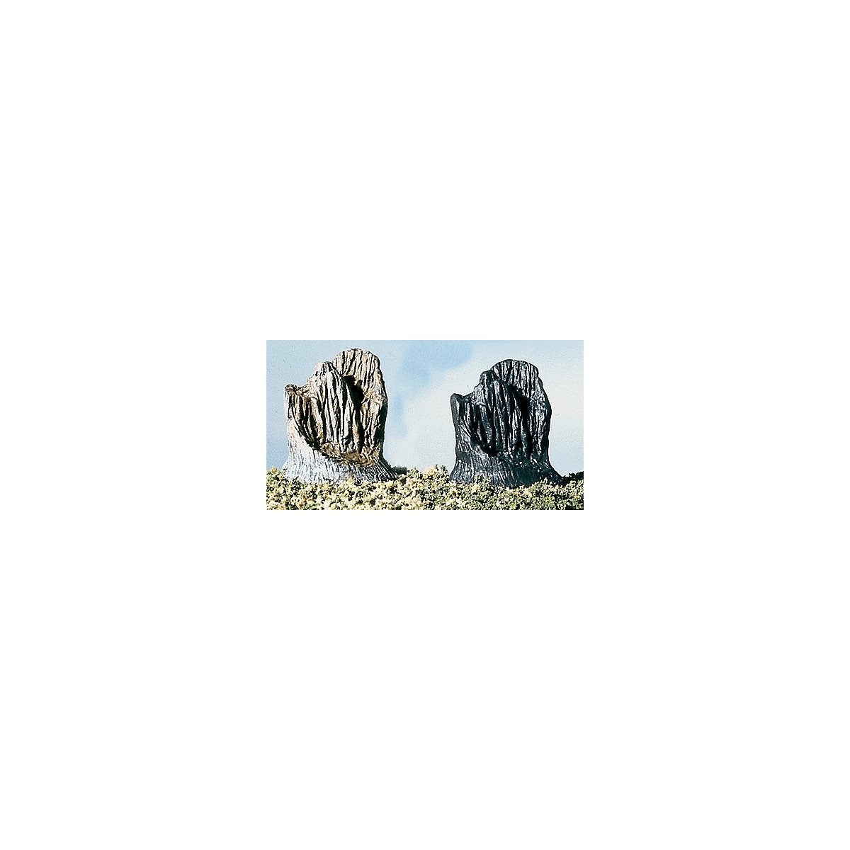 Broken Stumps pkg(14), All Scales, Woodland Scenics 32
