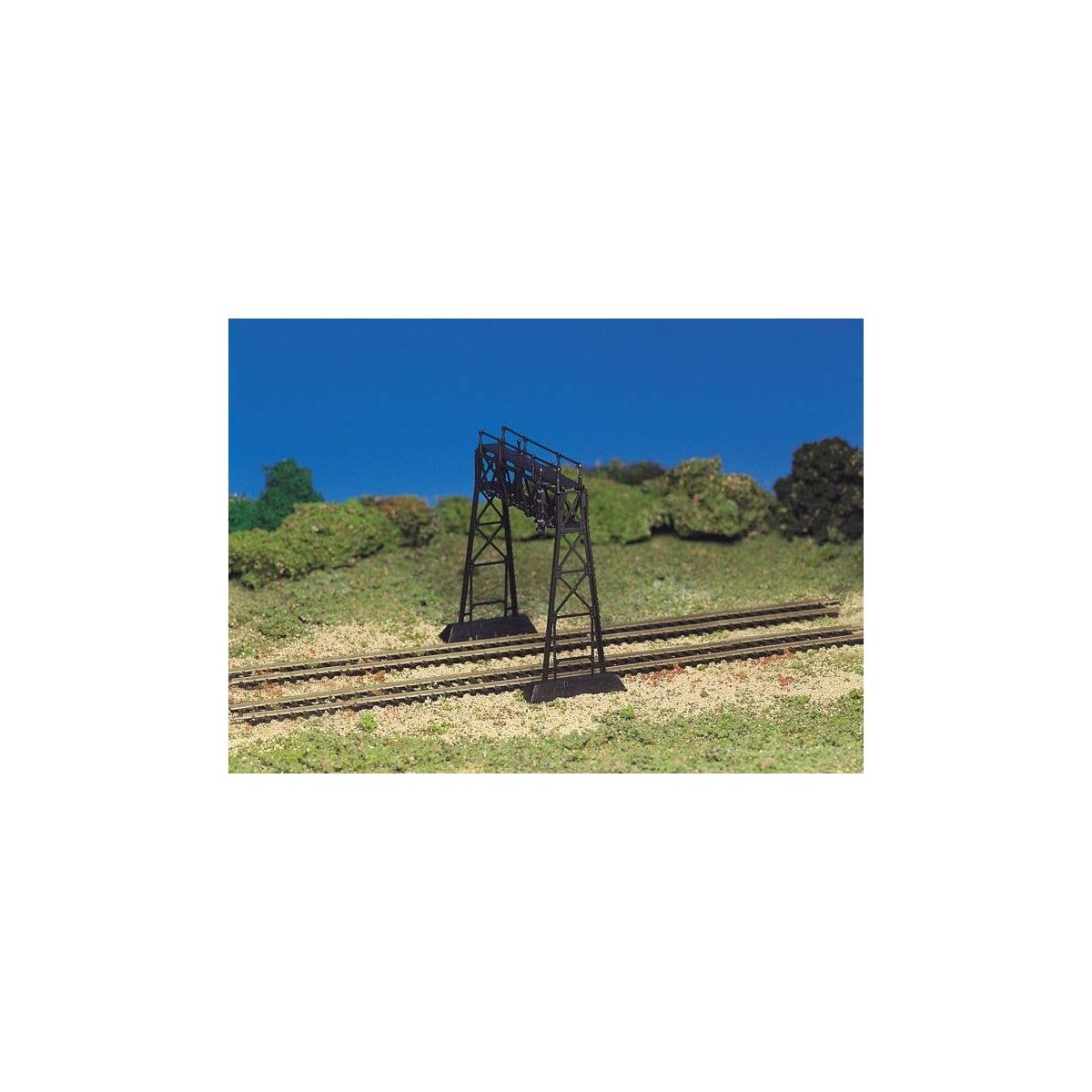 Plasticville Classic Kit - Signal Bridge -- Non-Operating, HO, Bachmann Industries 45134