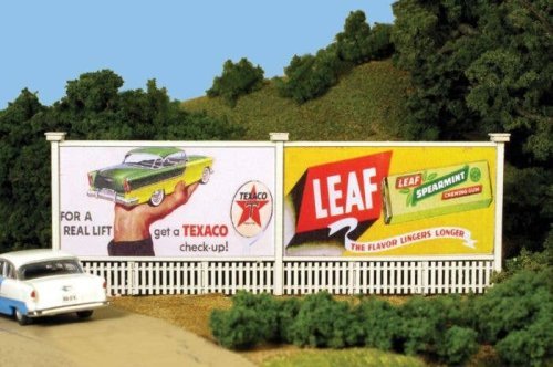 Double Billboard - Kit -- 5-1/2 x 1-1/4 x 2′ 14 x 3.2 x 5.1cm, HO, Monroe Models 2217