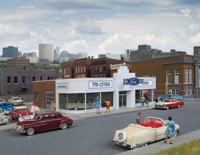 Vintage Ford Auto Dealer -- Kit - 7-7/8 x 6-7/8 x 3′ 20 x 17.4 x 7.6cm, HO, Walthers Cornerstone 3490