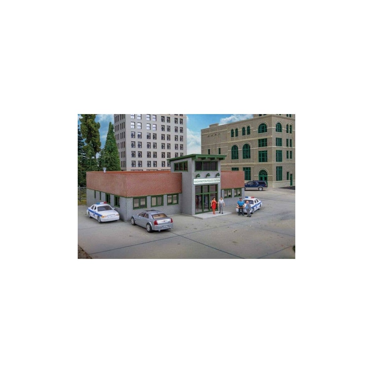 Modern Police Station -- Kit - 8 x 7-5/8 x 3′ 20.3 x 19.3 x 7.6cm, HO, Walthers Cornerstone 4201