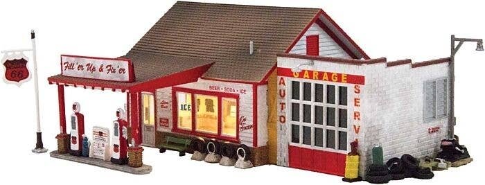 Fill`er Up & Fix`er Up - Built-&-Ready Landmark Structures(R) -- Assembled - 6-5/32 x 5-13/62` , HO, Woodland Scenics 5025
