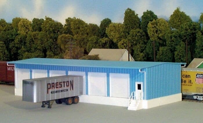 Motor Freight Terminal -- Kit - 4-3/16 x 11-1/8′ 10.5 x 28cm, HO, Pikestuff 5001